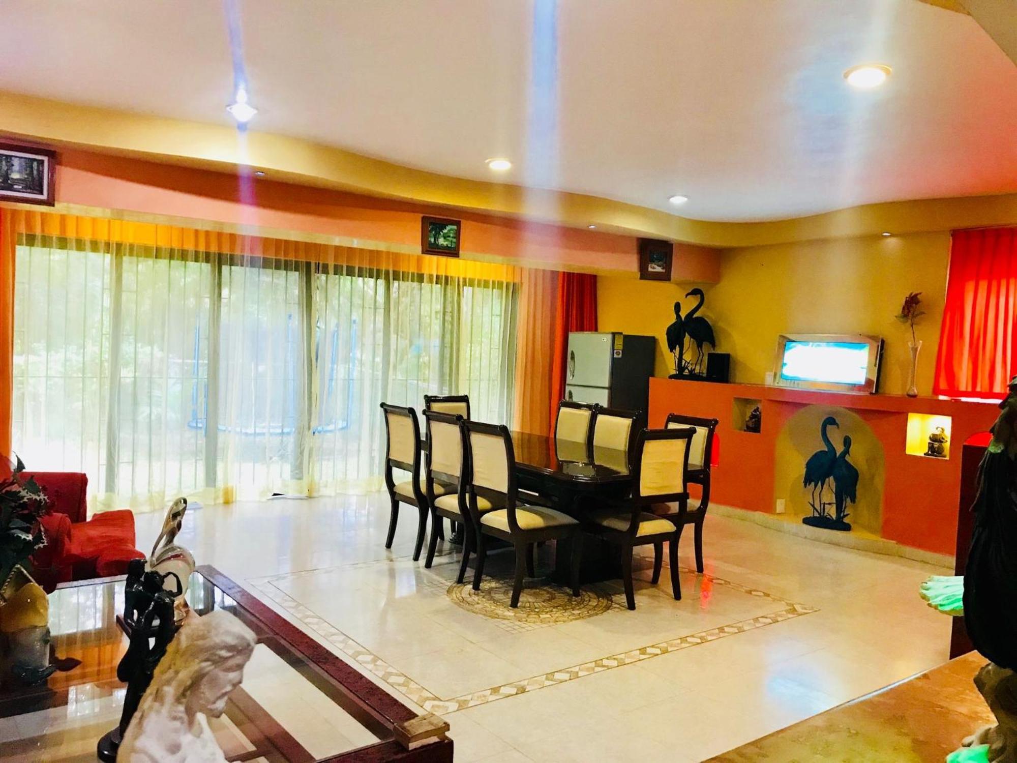 Playa In Stunning Playacar Townhouse Stage 2 2*