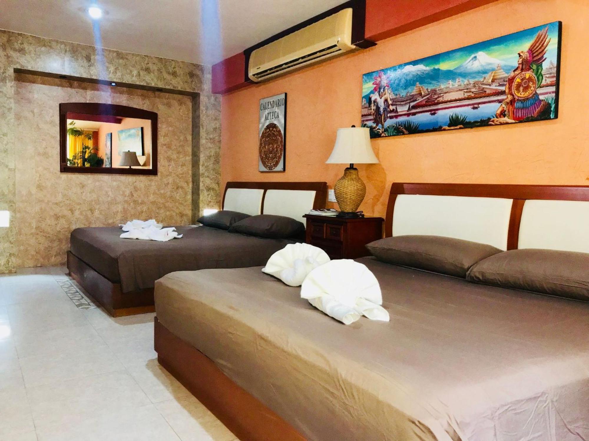 Playa In Stunning Playacar Townhouse Stage 2 Pensión 2*